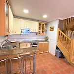 Casa Hortensias Hoznayo بيت للعطل