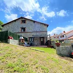 Casa Hortensias Hoznayo بيت للعطل