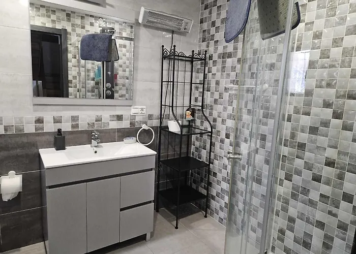 Casa Hortensias Hoznayo * Entrambasaguas (Entrambasaguas)